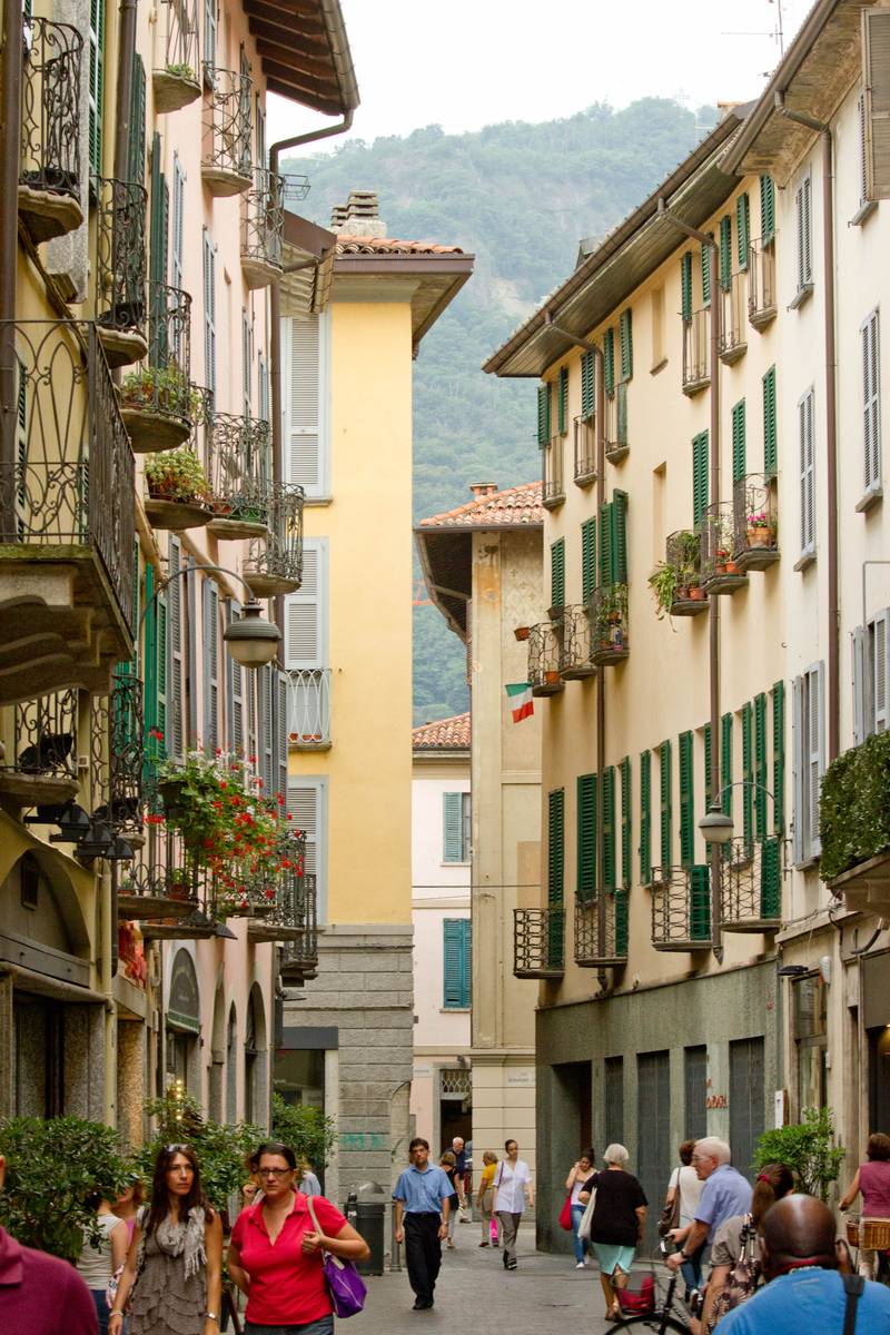 A typical street in Como.