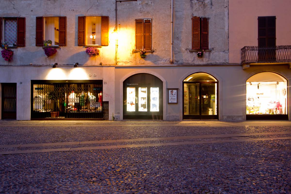 Storefronts at Piazza San Fredele.