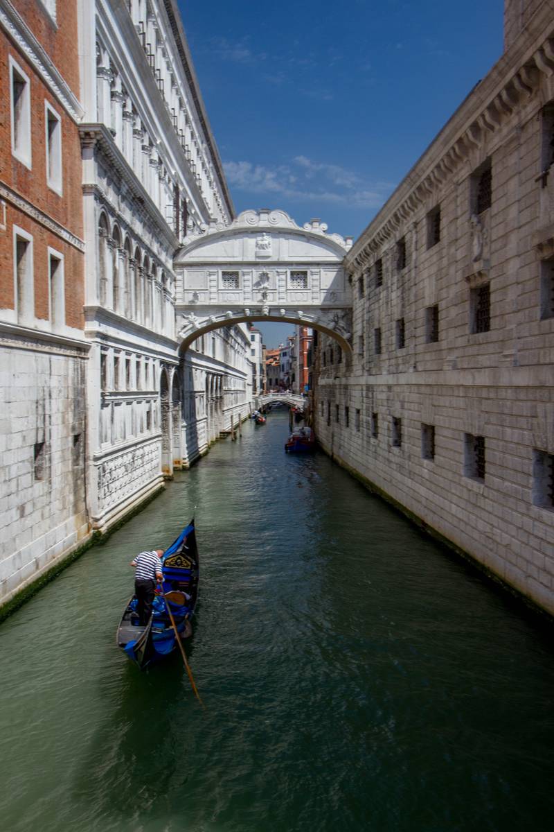 *Ponte dei Sospiri*, or the [Bridge of Sighs](http://en.wikipedia.org/wiki/Bridge_of_Sighs).