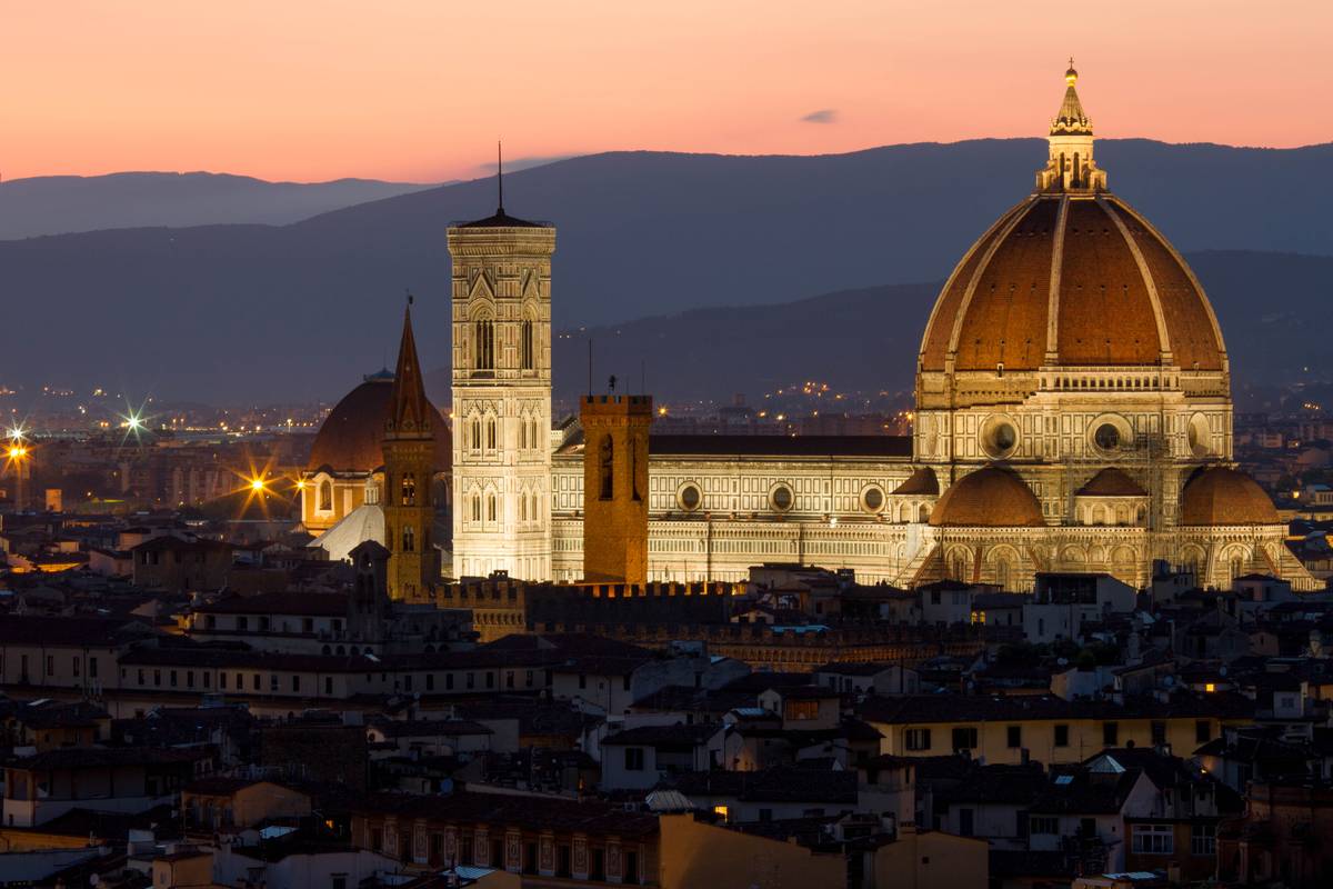 The Florence Cathedral at night