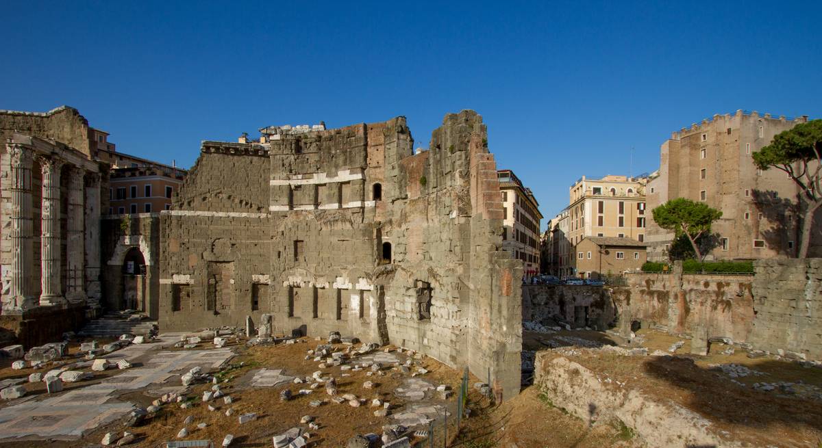 More Roman Forum ruins at dusk