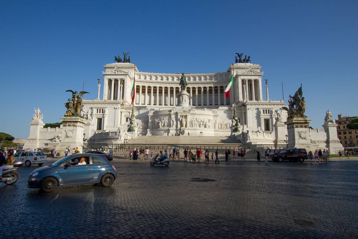 View of National Monument to Victor Emmanuel II from the front, a monument commemorating the unification of Italy