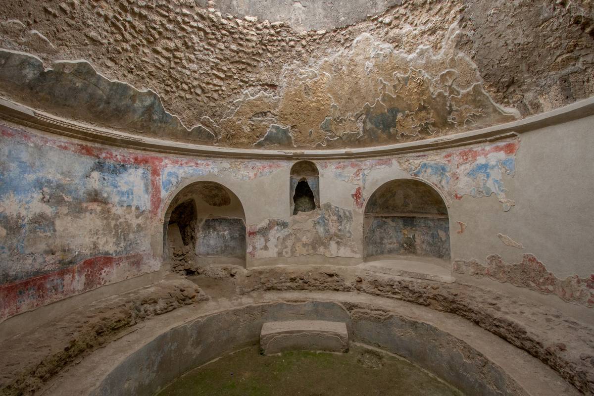 A *frigidarium*, a room to cool off after a hot bath in the Stabian Baths