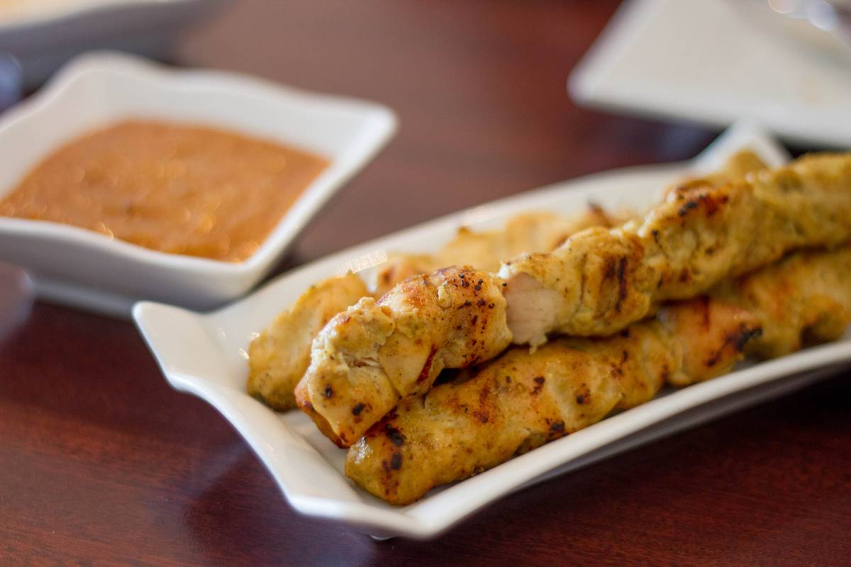 Chicken Satay (a Malaysia dish you thieving Thai)