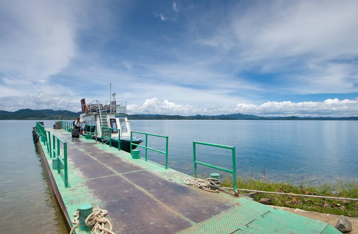 Taking a ferry to [Hilton Batang Ai Longhouse Resort](http://www3.hilton.com/en/hotels/malaysia/batang-ai-longhouse-resort-managed-by-hilton-KUCBLTW/index.html).