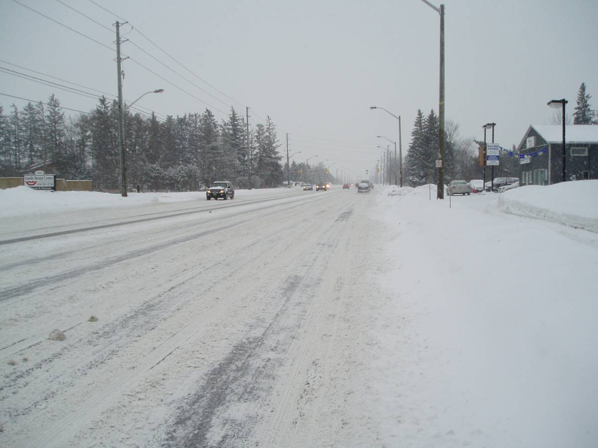 Slippery winter conditions on Gordon Street, Guelph