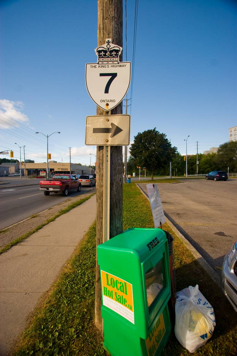 Highway 7 goes all the way from Guelph to Ottawa - if you can bear with the traffic lights
through the Greater Toronto Area.
