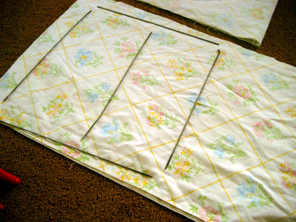 Spokes lined up to begin permanent placement. The two vertical bones were later removed be-cause I couldn't flip the bags inside out after sewing the pieces together with them inside.