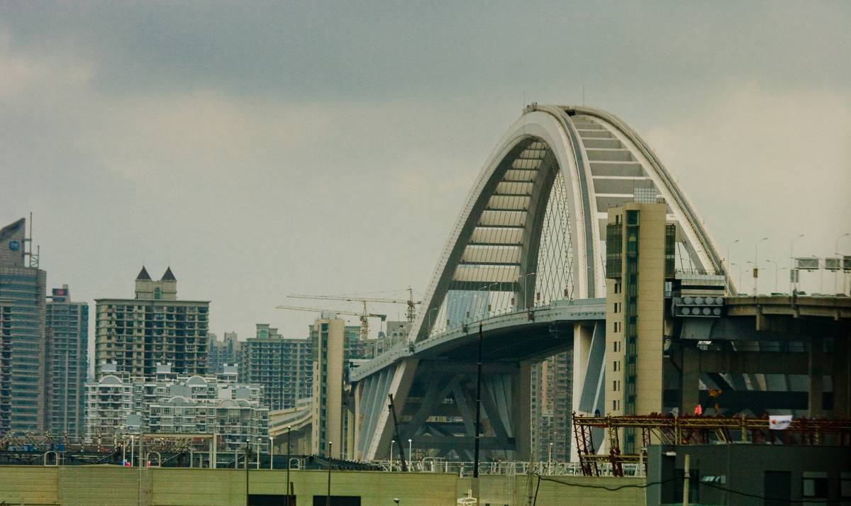 Lupu bridge in Shanghai