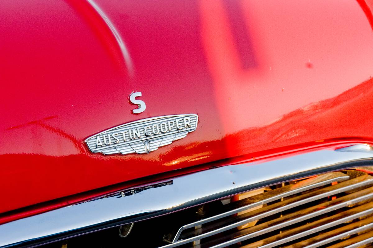 A badge on a classic MINI