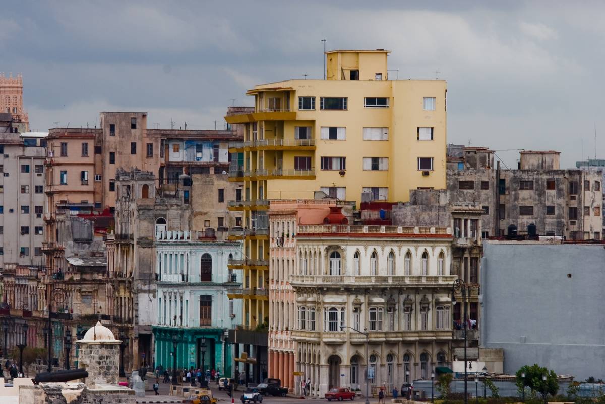 A mix of new and old architecture on Paseo de Marti.