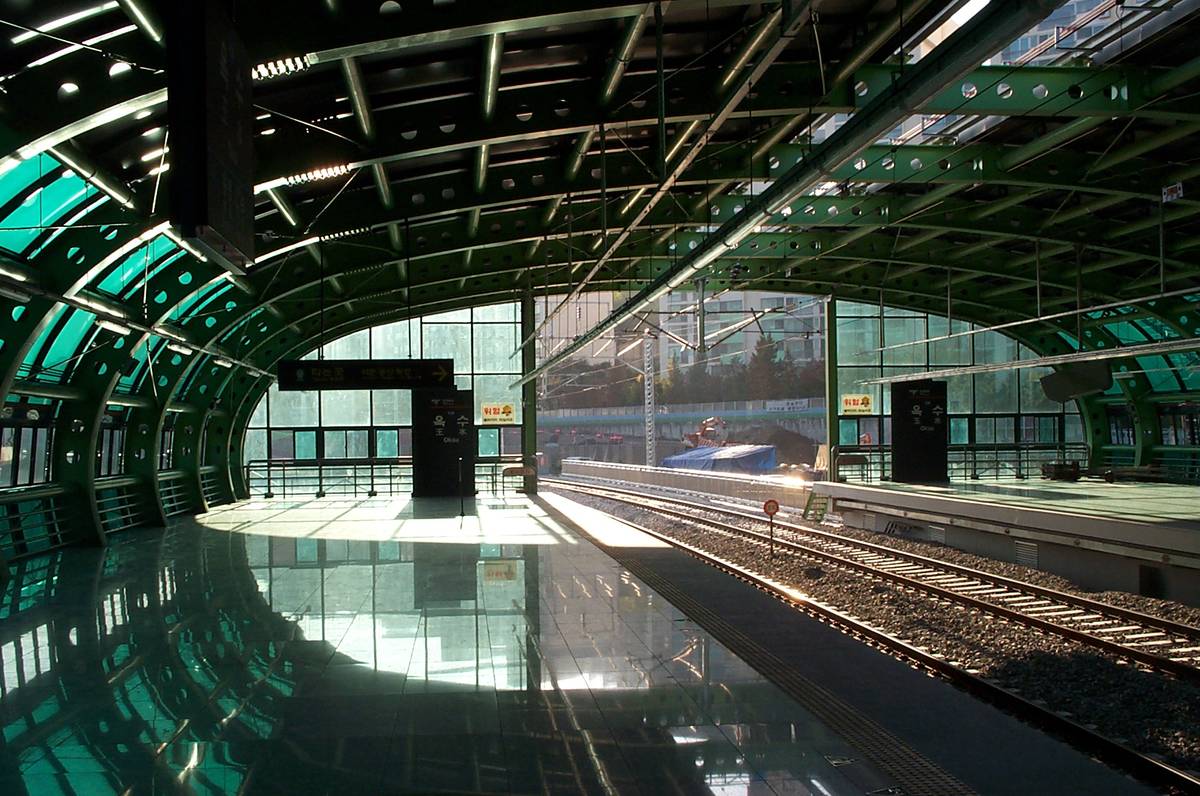 Oksu station